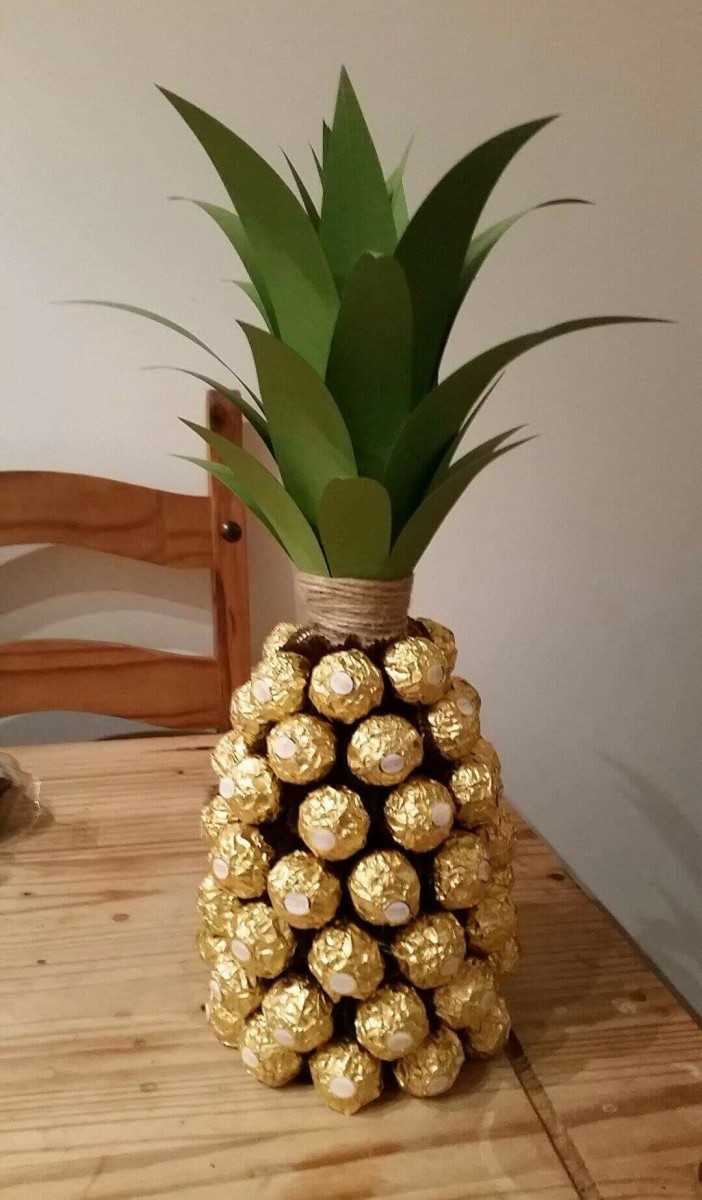 DIY-ananas van snoep en champagne: stap voor stap een fles maken - een masterclass voor beginners, foto, video