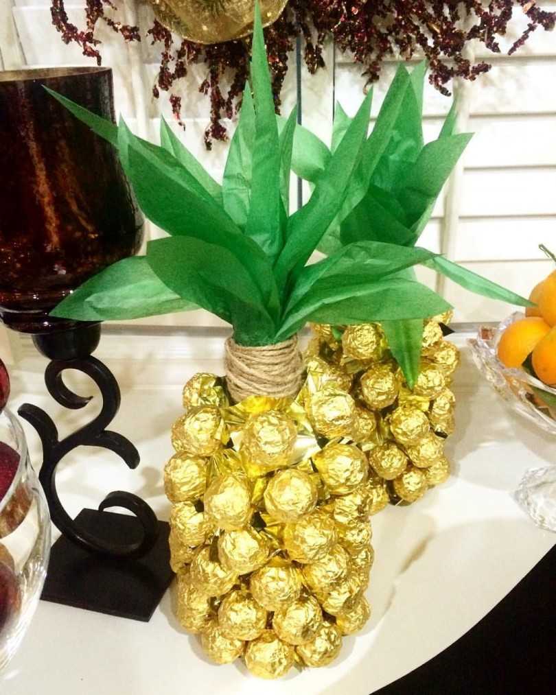 DIY-ananas van snoep en champagne: stap voor stap een fles maken - een masterclass voor beginners, foto, video