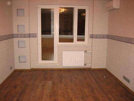 Een economisch type vloer in een appartement is marmoleum. Dit materiaal is niet geschikt voor natte ruimtes.
