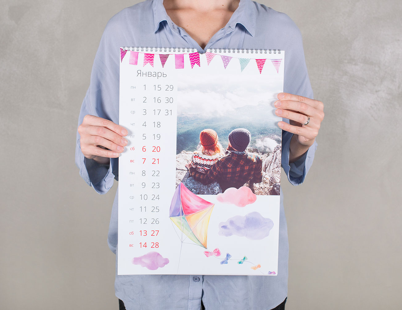 Present a desk calendar