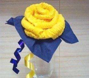 Do-it-yourself flowers from napkins, step by step photo