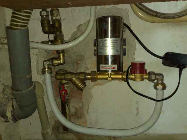 Water pressure in the water supply system: in an apartment, in a house