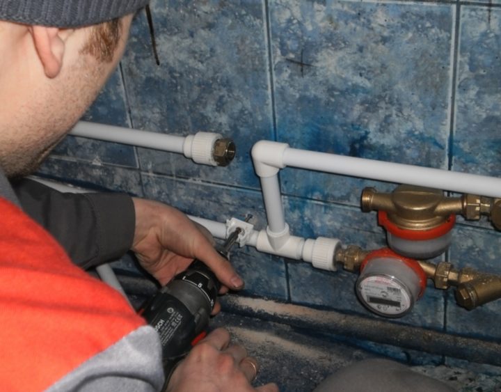 Replacing hot water pipes