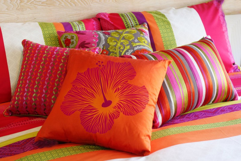 Decorative pillows - photos and videos of ideas for decorating a room with pillows: a master class on creating pillows of different shapes and types with your own hands