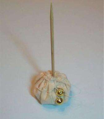 Na het ontwerp van de stronk en stam, pakken we vol vertrouwen de kroon van de schoonheid van het nieuwe jaar op