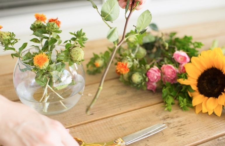Small flowers in a vase