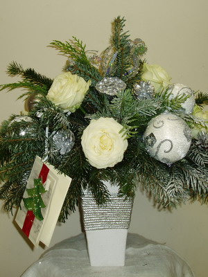 Floristry for beginners step by step, assembling bouquets, learning decor with your own hands, videos, photos