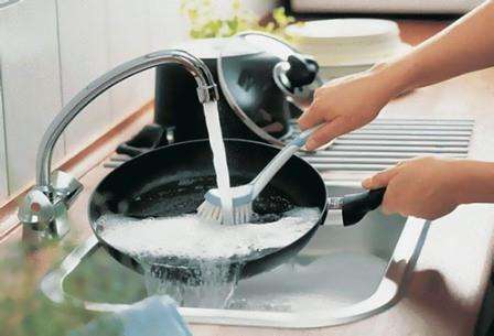 Rules for caring for pans at home