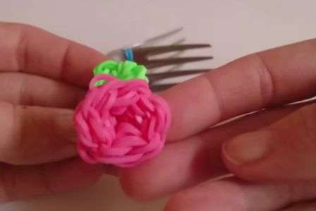 Jak zrobić kwiatek z gumek własnymi rękami