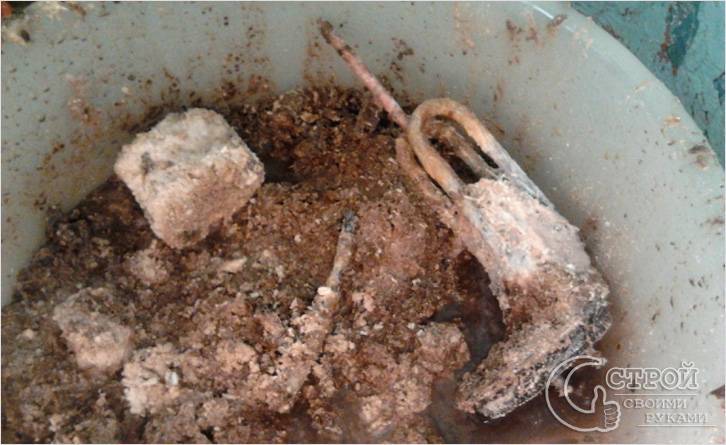 Czyszczenie kotła w domu: etapy, płukanie podgrzewacza wody z kamienia i rdzy, porady ekspertów