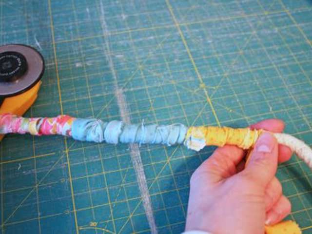 how to make an Easter basket with your own hands
