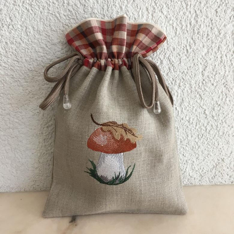 How to sew a bag with ties - DIY bags for gifts and herbs