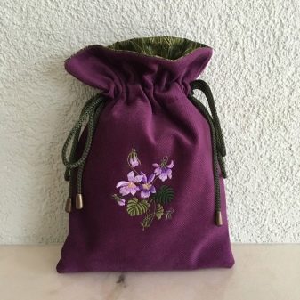 How to sew a bag with ties - DIY bags for gifts and herbs