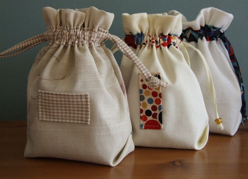 How to sew a bag with ties - DIY bags for gifts and herbs