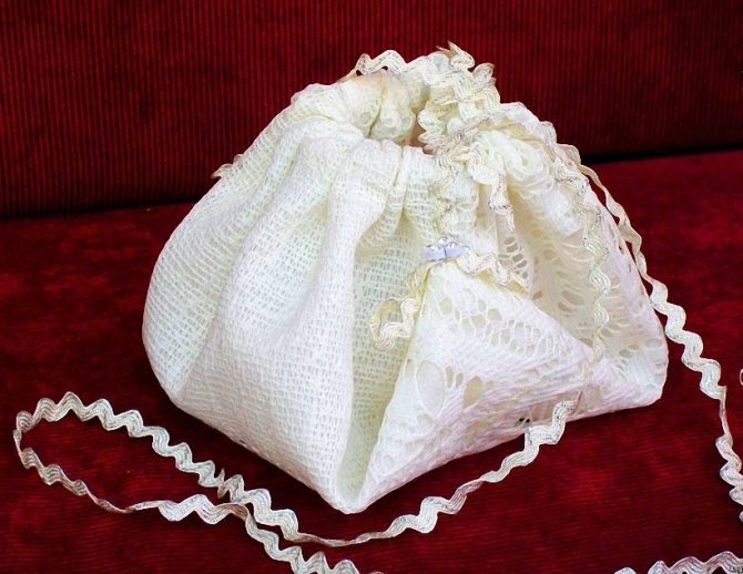 How to sew a bag with ties - DIY bags for gifts and herbs