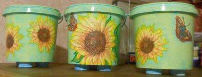 DIY mayonnaise bucket craft