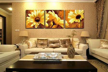 moduláris festmények a nappali belsejében fotó