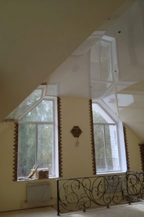屋根裏部屋のストレッチ天井：デザインの特徴とデザイン例