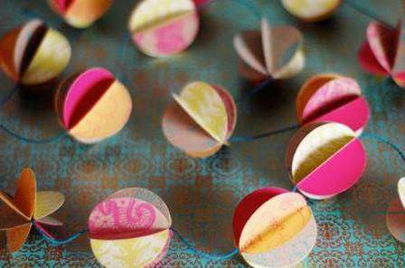 We could not ignore this issue and offer you a selection of ideas for making New Year's toys for your crazy pens.