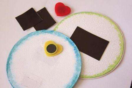 The image should lie smoothly on the surface of the CD without wrinkles
