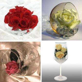 Въведете чаша, колба или красива чаша вода, добавете венчелистчета от цветя и поставете запалена свещ върху стъклото