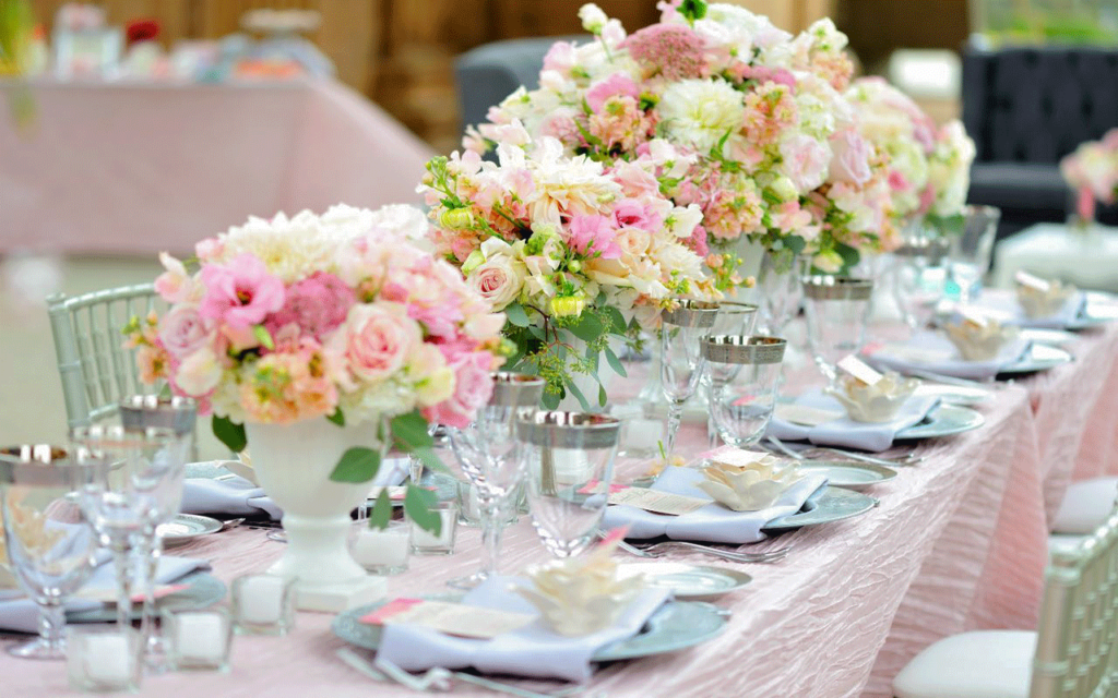 flowers wedding table decor