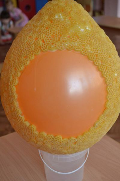 Paasei - ideeën voor het versieren van paaseieren, evenals ideeën voor knutselen in de vorm van eieren in verschillende uitvoeringstechnieken