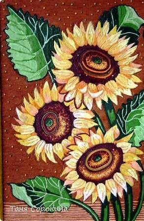 zonnebloemen in de techniek van papierkunst