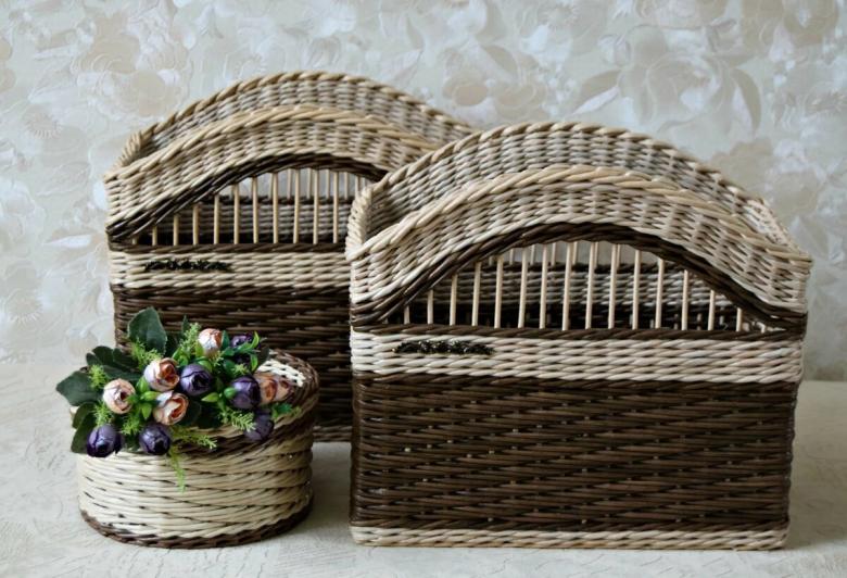 Weaving baskets and other interior items from newspaper tubes: master classes, video instructions