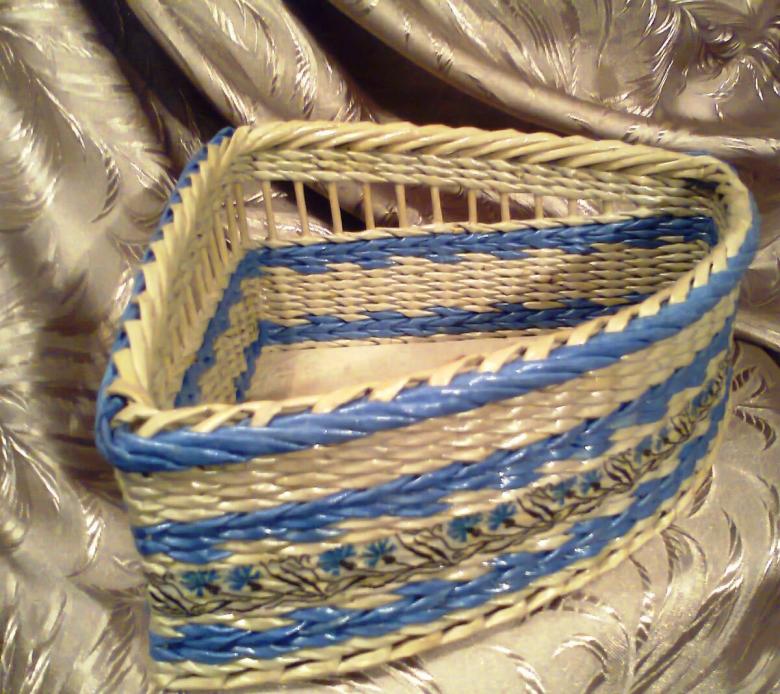 Weaving baskets and other interior items from newspaper tubes: master classes, video instructions