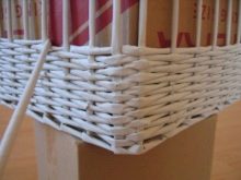 Weaving baskets and other interior items from newspaper tubes: master classes, video instructions