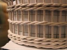 Weaving baskets and other interior items from newspaper tubes: master classes, video instructions