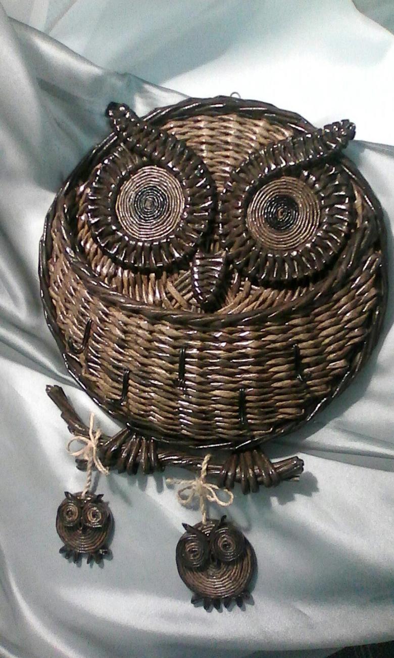 Weaving baskets and other interior items from newspaper tubes: master classes, video instructions