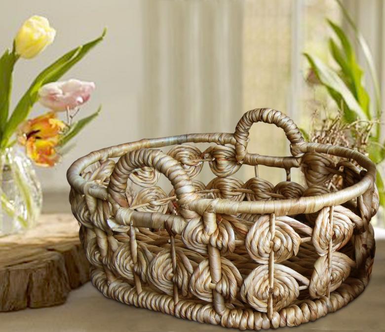 Weaving baskets and other interior items from newspaper tubes: master classes, video instructions