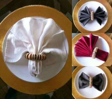 The holder for napkins will become a convenient accessory with which you can fold to decorate a festive table.