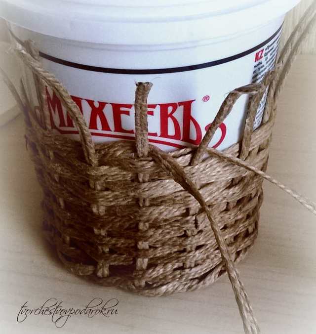 Weaving twine for beginners: schemes, ideas for the interior and a basket master class