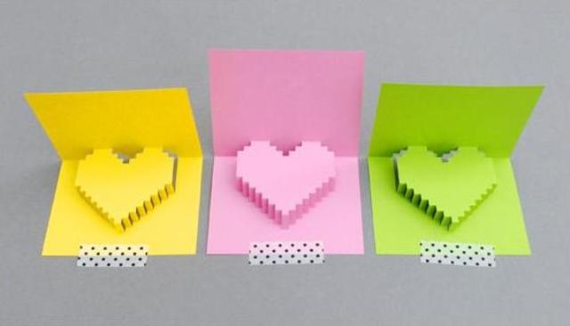 С помощта на нашите стъпка по стъпка инструкции можете достатъчно бързо да превърнете обикновена хартия в обемно сърце-валентинка.