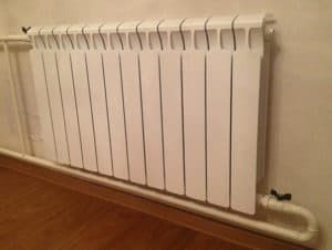 One-pipe and two-pipe connection of heating radiators