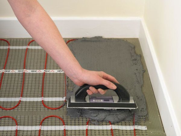 Монтаж на кабелно подово отопление