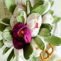 How to make a bouquet of tulips from corrugated paper