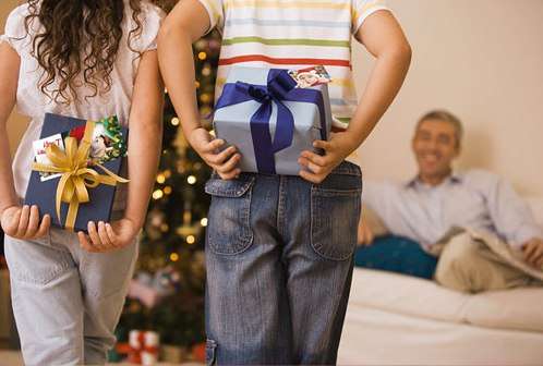 What to give parents on this holiday