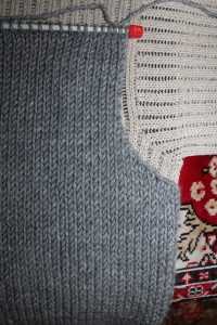 Плетене на пуловер с елени по схемата с фото и видео съпровод