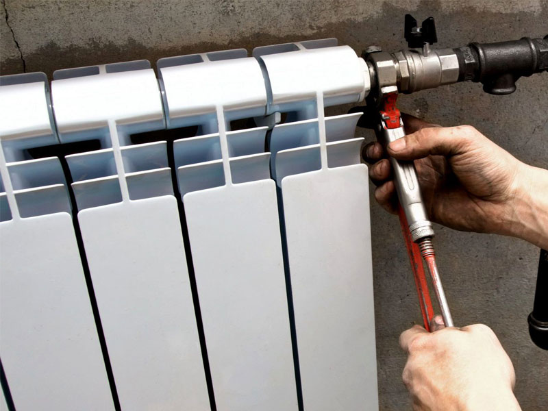 Replacing heating radiators: how to replace old batteries in an apartment with new ones