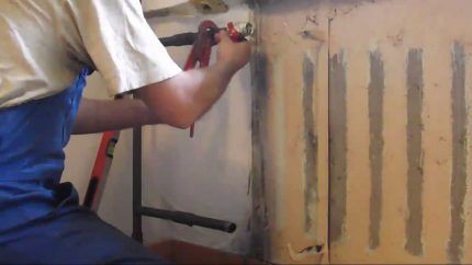 Removing the old radiator